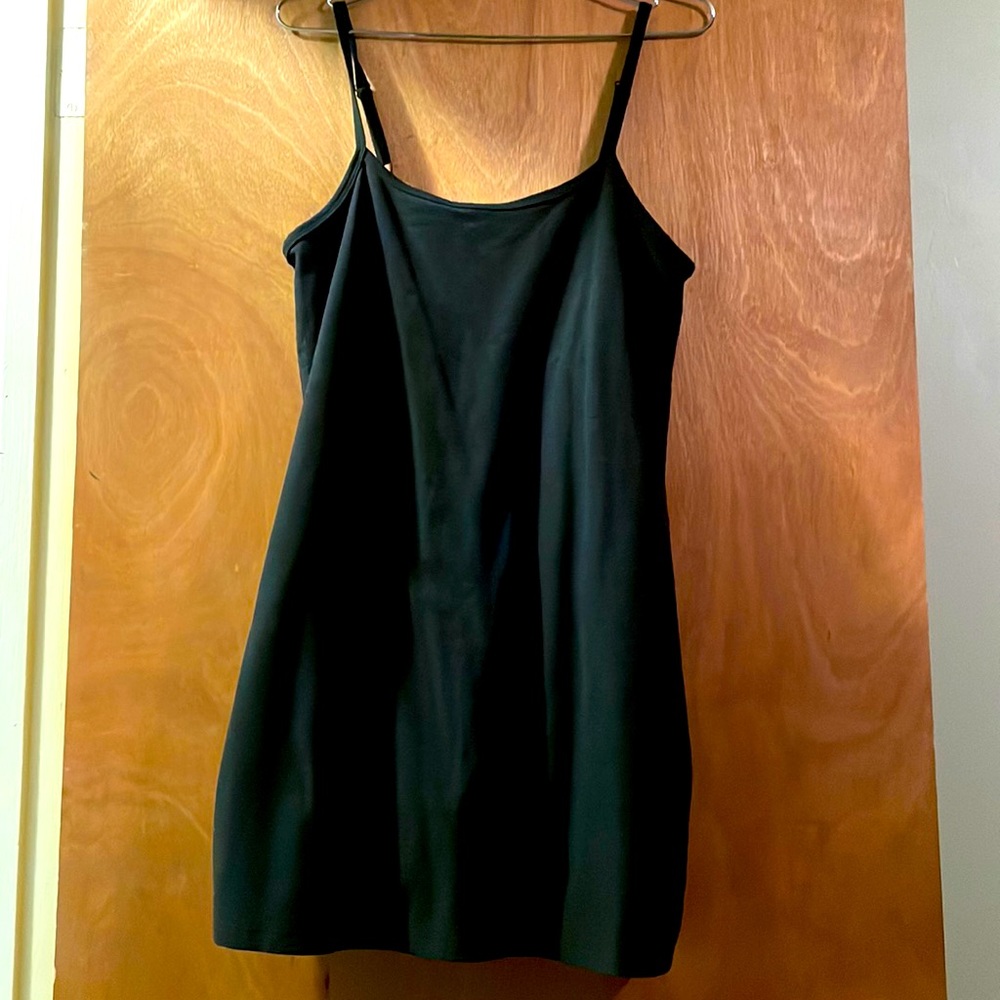 Beyond yoga dark grey/black skirt dress built in bra